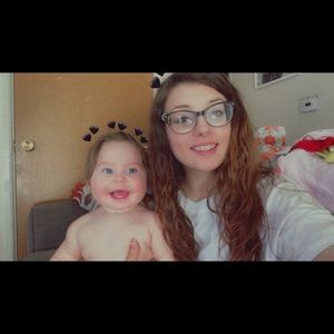 Meet your Posher, Danielle